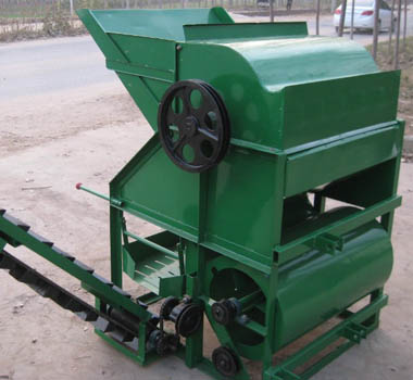 KM-600 peanut picking machine