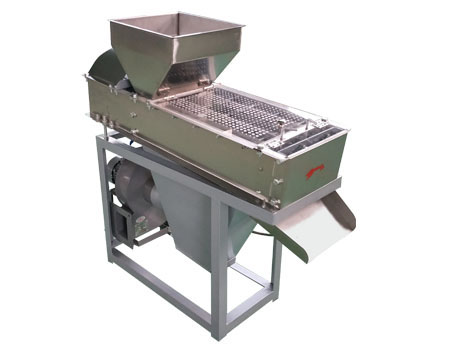 Dry type peanut peeler machine