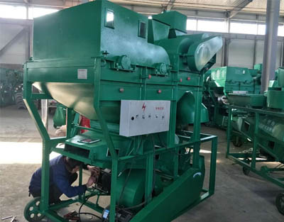 Function of the frame of peanut sheller